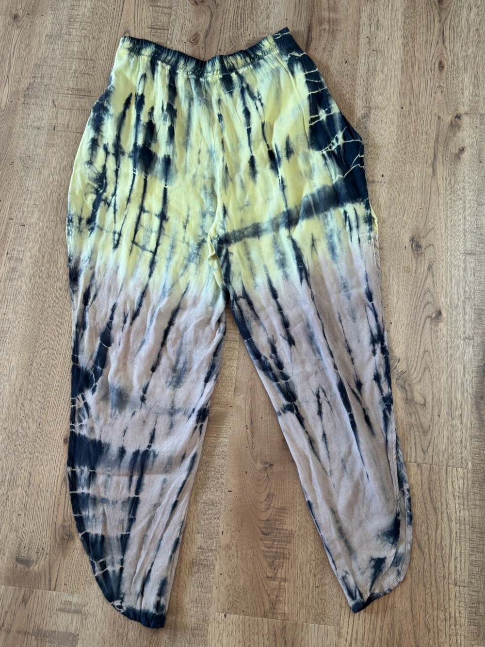 Fraiche by J Tie Dye Harem Pants Open Side Slit NWOT S - Picture 6 of 6